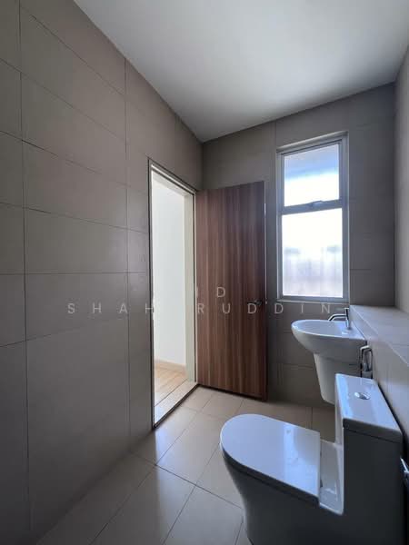 Terraced House for Sale in Sepang (Selangor) - Jid Shaharuddin - Bathroom - PropertyGuru.com.my