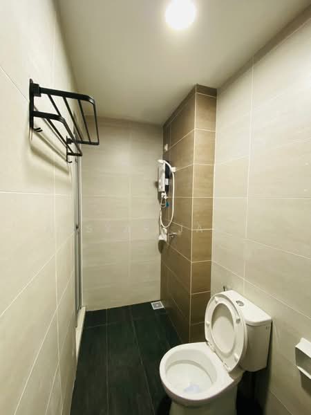 Service Residence for Sale at EDUSENTRAL - Amsyar Jamil - Bathroom - PropertyGuru.com.my