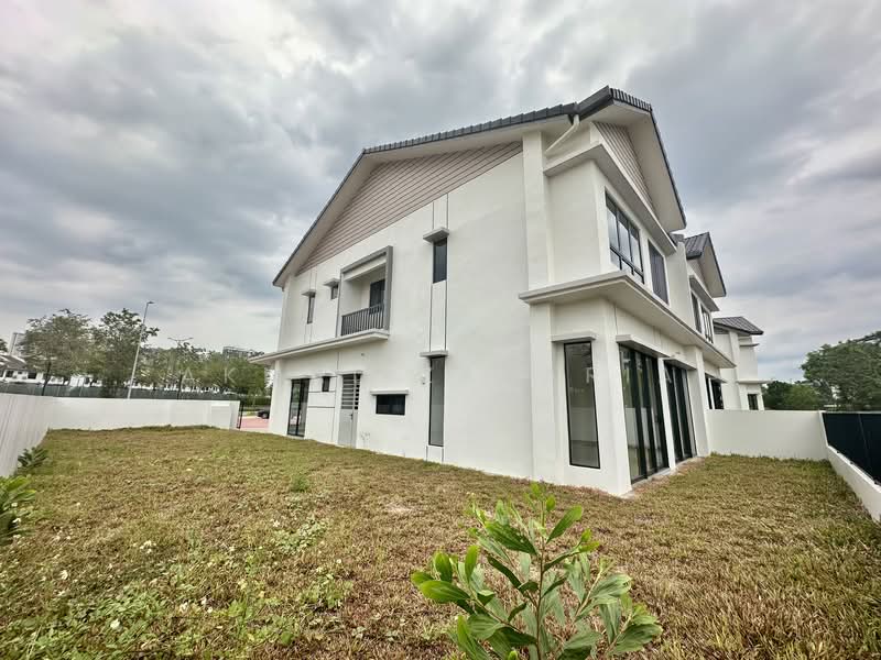 Sejati Lakeside 2 untuk Untuk Dijual - RM 2,150,000, Feb 2026 - PropertyGuru.com.my