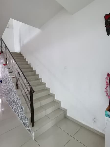 2-storey Terraced House for Sale in Taman Bestari Indah (Ulu Tiram) - Jocelyn Hau - Corridor - PropertyGuru.com.my