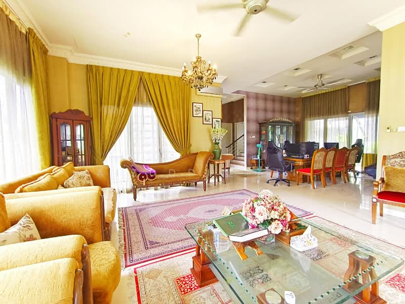 Bungalow for Sale in Taman TTDI Jaya (Shah Alam) - Aizuddin Ali - Living Room - PropertyGuru.com.my