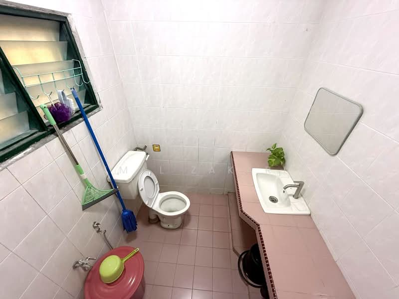 2-storey Terraced House for Sale in Puchong (Selangor) - Akmal Zakaria - PropertyGuru.com.my