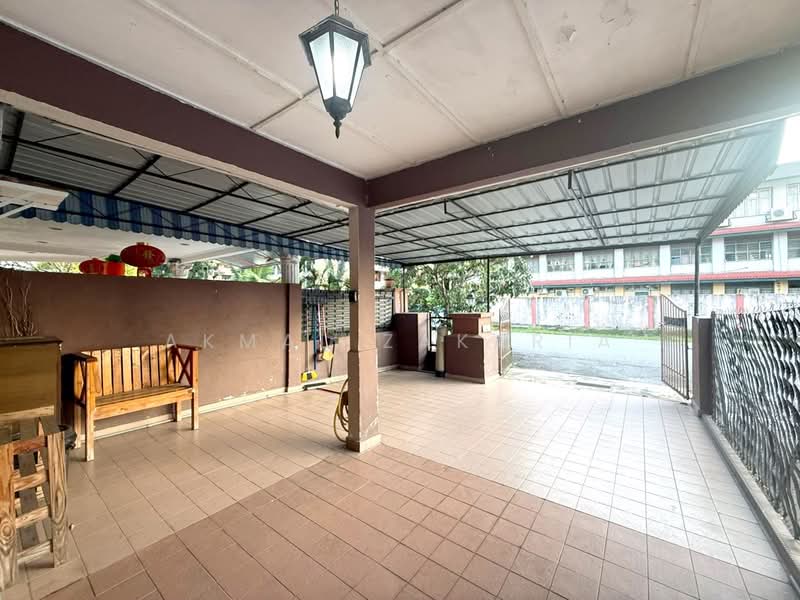 2-storey Terraced House for Sale in Puchong (Selangor) - Akmal Zakaria - PropertyGuru.com.my