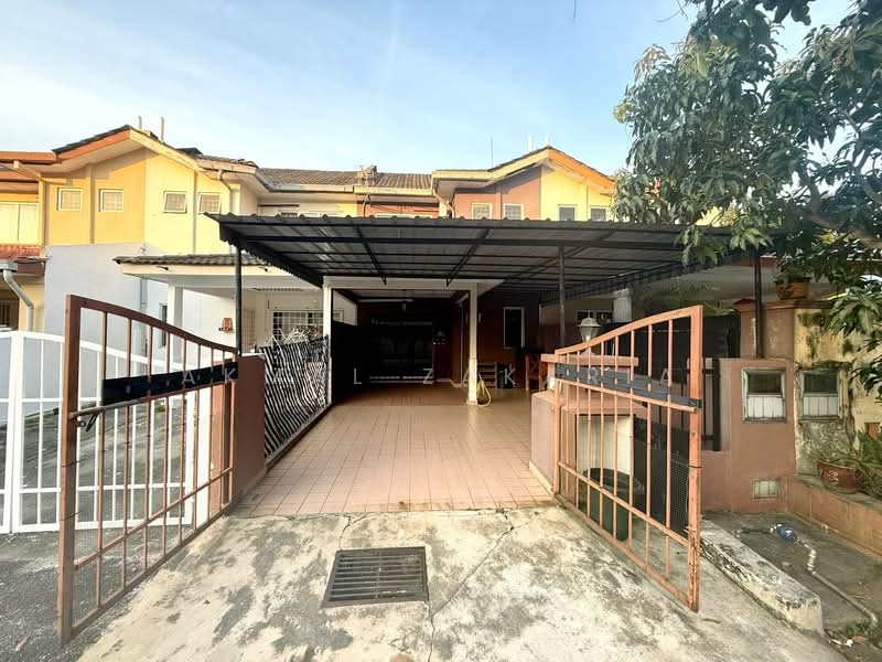 2-storey Terraced House for Sale in Puchong (Selangor) - Akmal Zakaria - PropertyGuru.com.my