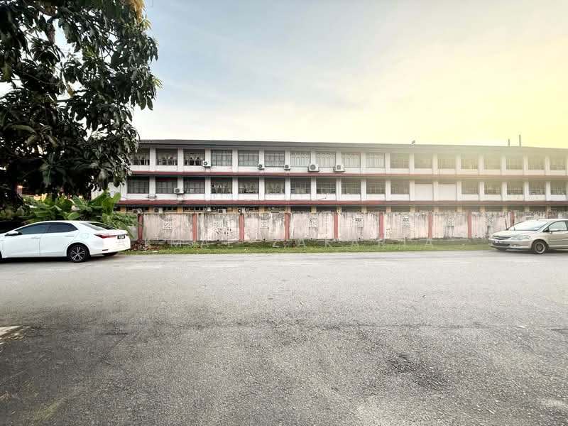 2-storey Terraced House for Sale in Puchong (Selangor) - Akmal Zakaria - PropertyGuru.com.my