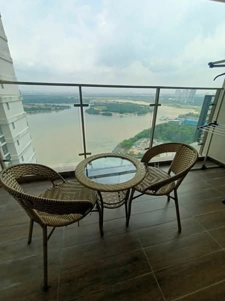 Royal Strand @ Country Garden Danga Bay untuk Untuk Disewa - RM 3,200 /bulan, Feb 2026 - Balcony - PropertyGuru.com.my