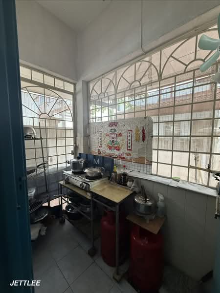 2-storey Terraced House for Sale in Usj 16 (Subang Jaya) - Tom Lee - Kitchen - PropertyGuru.com.my