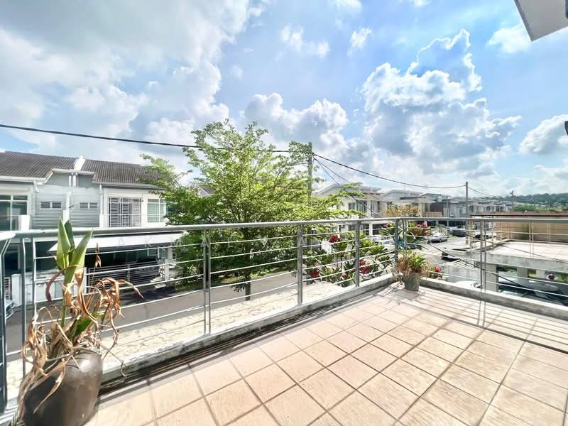 Semi-Detached House for Sale in Bandar Saujana Putra (Tanjong Duabelas) - Akmal Zakaria - PropertyGuru.com.my