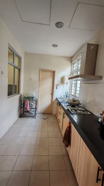 2-storey Terraced House for Sale in Kota Kemuning (Shah Alam) - LS Chu - Kitchen - PropertyGuru.com.my
