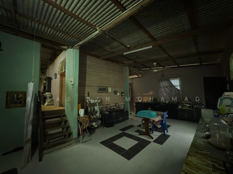 [TERMURAH]Rumah Banglo Setingkat di Kg. Bukit Sawa, Marang, Terengganu untuk Untuk Dijual - RM 185,000, Mac 2026 - Interior - PropertyGuru.com.my