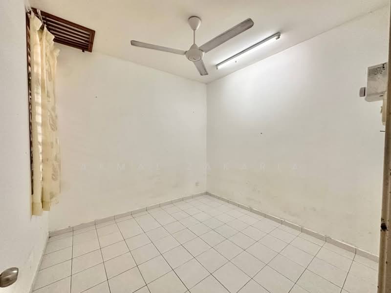 1-storey Terraced House for Sale in Shah Alam (Selangor) - Akmal Zakaria - PropertyGuru.com.my