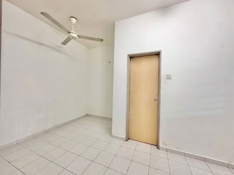1-storey Terraced House for Sale in Shah Alam (Selangor) - Akmal Zakaria - PropertyGuru.com.my