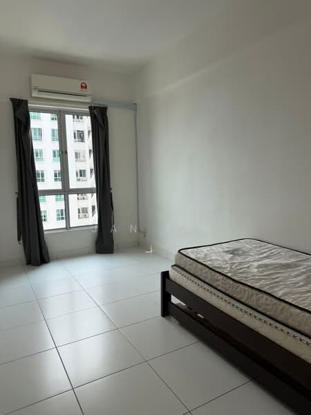 Condominium for Rent at Elit Heights @ Bayan City - Jan Tan - Bedroom - PropertyGuru.com.my