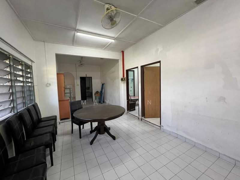 Semi-Detached House for Sale in Kluang (Johor) - May Tan - Living Room - PropertyGuru.com.my