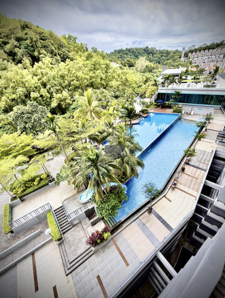 Kondominium untuk Dijual di 10 Island Resort - Jeanette Hee - Pool - PropertyGuru.com.my
