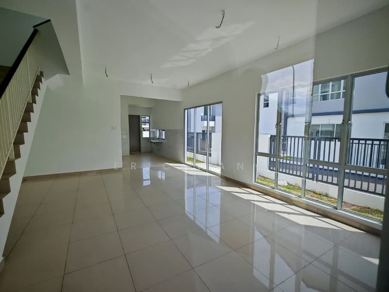 Amverton Hills @ Sungai Buloh untuk Untuk Dijual - RM 900,000, Feb 2026 - Living Room - PropertyGuru.com.my