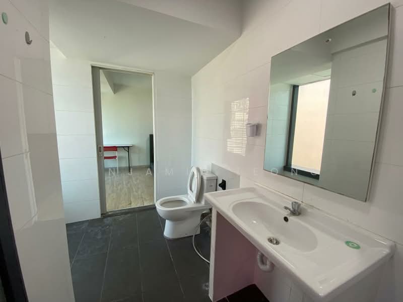SOHO @ Empire City untuk Untuk Disewa - RM 999 /bulan, Feb 2026 - Bathroom - PropertyGuru.com.my