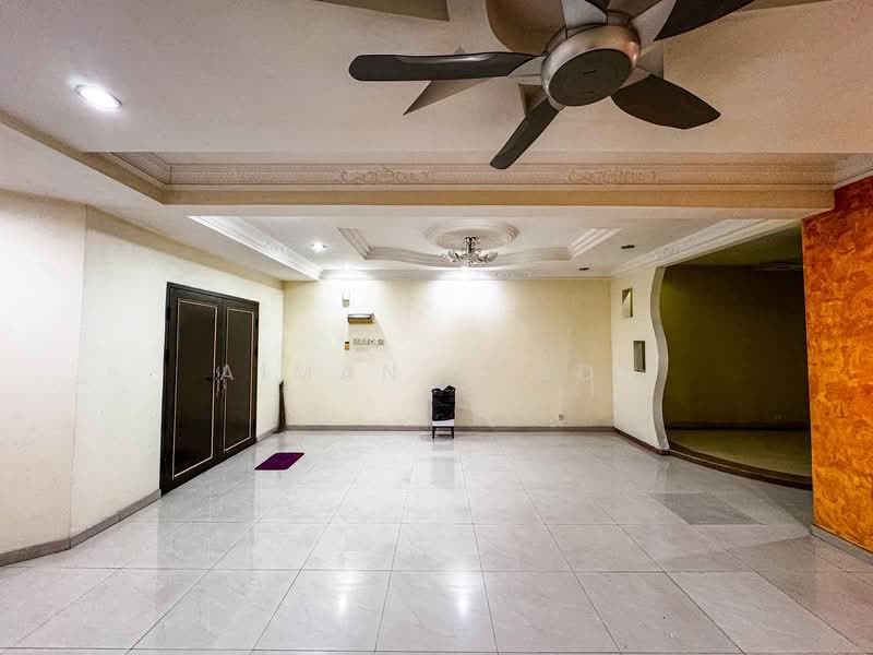 2-storey Terraced House for Sale in Teluk Pulai (Klang) - AIMAN ZUHDI - Living Room - PropertyGuru.com.my