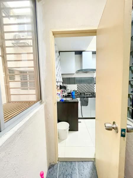 Apartment for Sale at Residensi Melor - Lukman Hakim - Kitchen - PropertyGuru.com.my