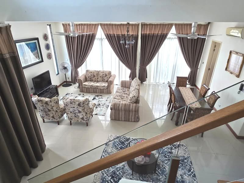 Rumah Berkembar untuk Dijual di Taman Equine (Seri Kembangan) - SHAMSIAH AJMAIN - Living Room - PropertyGuru.com.my