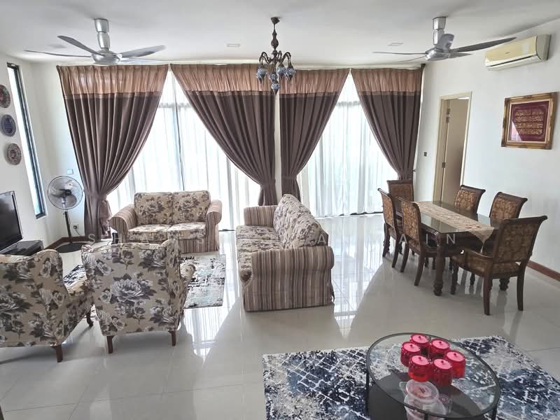 Rumah Berkembar untuk Dijual di Taman Equine (Seri Kembangan) - SHAMSIAH AJMAIN - Living Room - PropertyGuru.com.my
