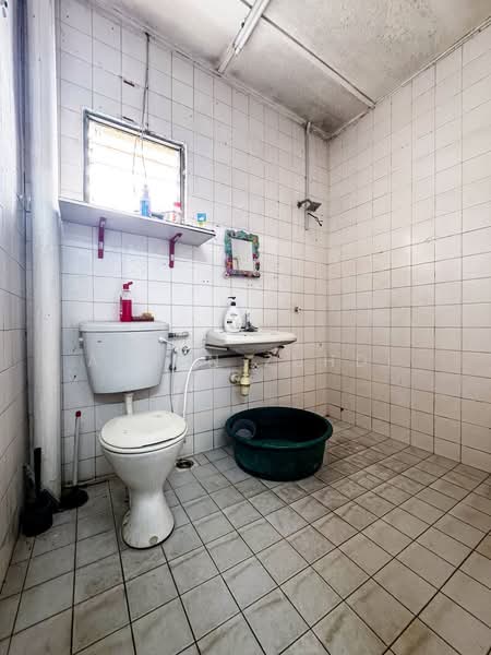 Terraced House for Sale in Rawang (Selangor) - AIMAN ZUHDI - Bathroom - PropertyGuru.com.my