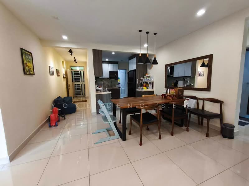 Condominium for Sale at Atmosfera Kondominium - Yoke Leng Sew - Living Room - PropertyGuru.com.my