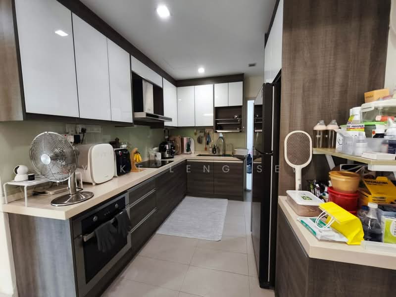 Condominium for Sale at Atmosfera Kondominium - Yoke Leng Sew - Kitchen - PropertyGuru.com.my