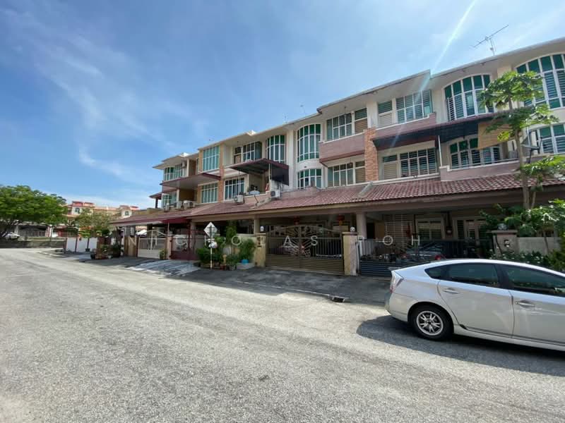 2.5-storey Terraced House for Sale in Ipoh (Perak) - Nicholas Poh - Exterior - PropertyGuru.com.my