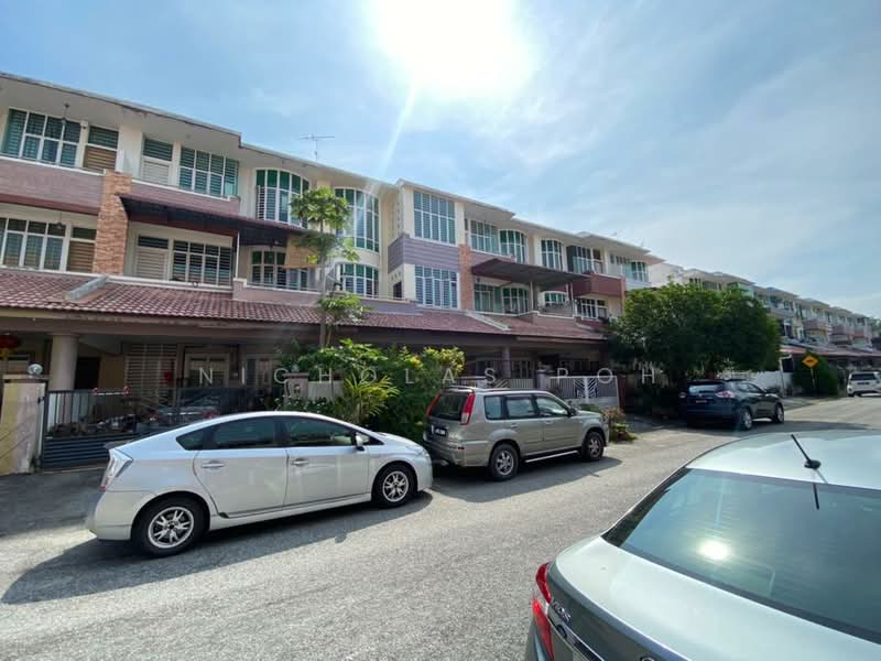 2.5-storey Terraced House for Sale in Ipoh (Perak) - Nicholas Poh - Exterior - PropertyGuru.com.my