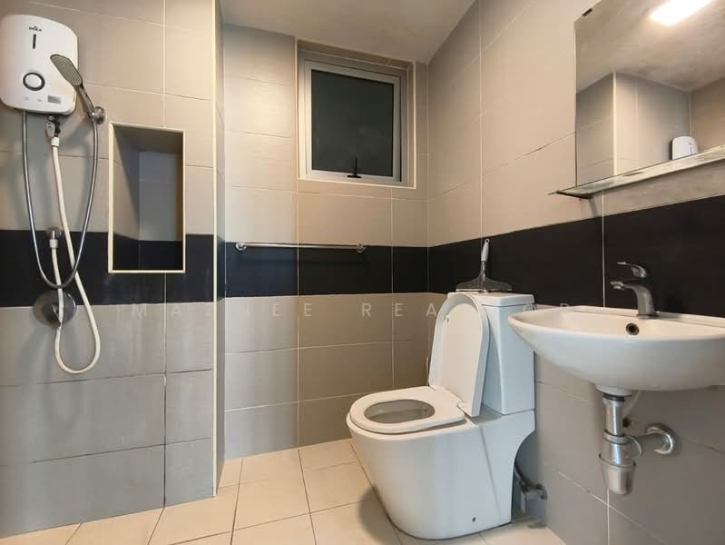 Service Residence for Rent at Saville @ Cheras - Maznee Realtor - Bathroom - PropertyGuru.com.my
