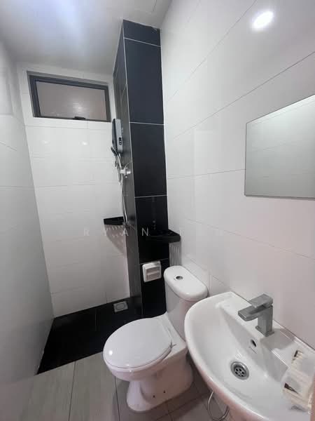 Seasons Garden Residences untuk Untuk Disewa - RM 2,200 /bulan, Feb 2026 - Bathroom - PropertyGuru.com.my