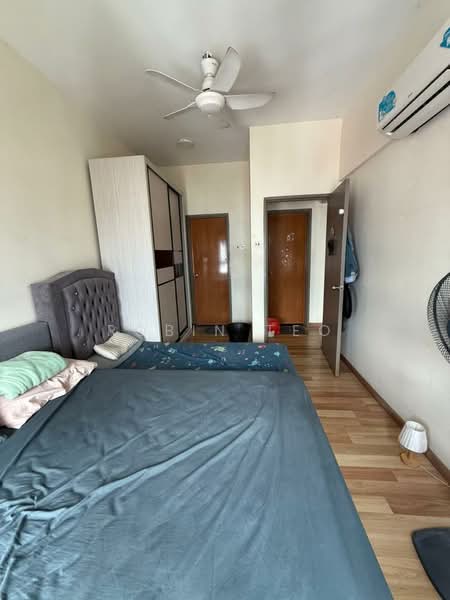 Apartment for Sale at Zennith Suites (Pangsapuri Kebun Teh) - Robin Teo - Bedroom - PropertyGuru.com.my