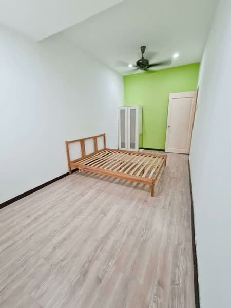2-storey Terraced House for Sale in Alam Damai (Cheras) - Danilo Lim - Bedroom - PropertyGuru.com.my
