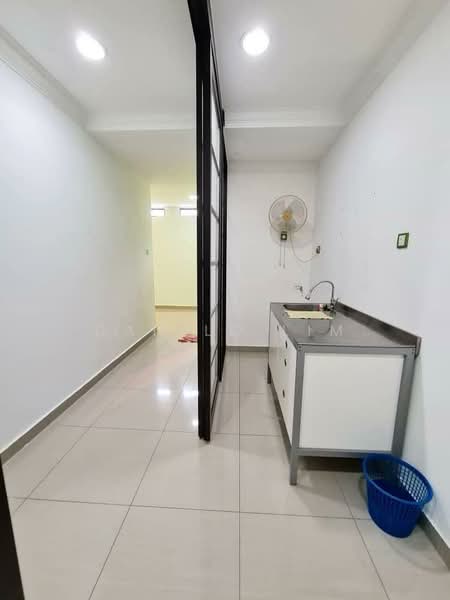 2-storey Terraced House for Sale in Alam Damai (Cheras) - Danilo Lim - Corridor - PropertyGuru.com.my