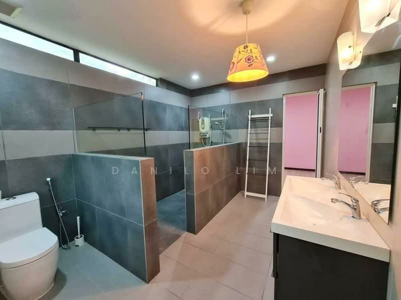2-storey Terraced House for Sale in Alam Damai (Cheras) - Danilo Lim - Bathroom - PropertyGuru.com.my