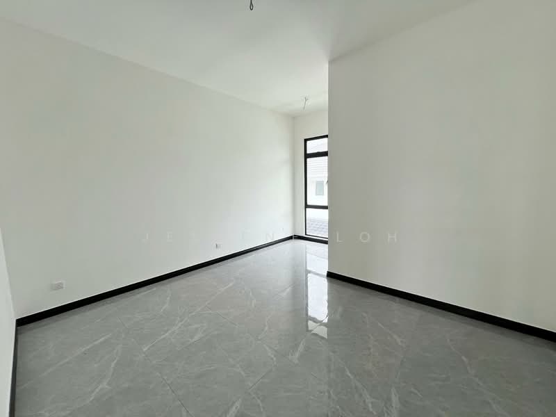Semi-Detached House for Sale in Setia Tropika (Johor Bahru) - Jesrene Loh - Interior - PropertyGuru.com.my