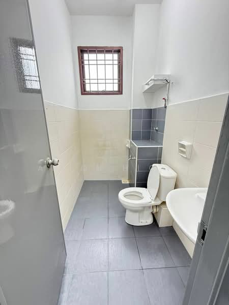 2-storey Terraced House for Sale in Bukit Indah (Iskandar Puteri (Nusajaya)) - Anson Hiong - Bathroom - PropertyGuru.com.my