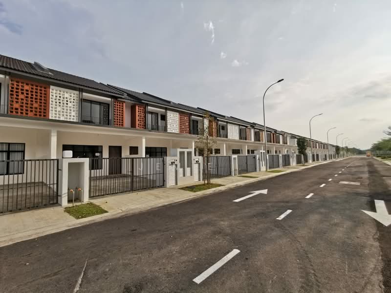 Ruby, Crest@Austin​ untuk Untuk Dijual - RM 798,000, Feb 2026 - Exterior - PropertyGuru.com.my