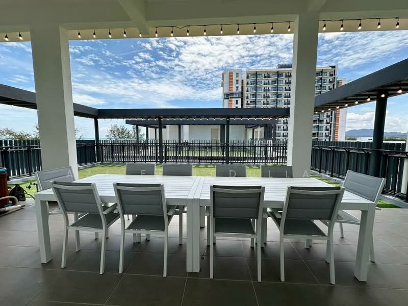 Twin Villa for Rent in Balok (Pahang) - Azalee Abdullah - Balcony - PropertyGuru.com.my