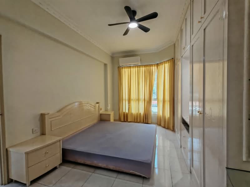 Condominium for Sale at Gold Coast Resort Condominium - S J Foo - Bedroom - PropertyGuru.com.my