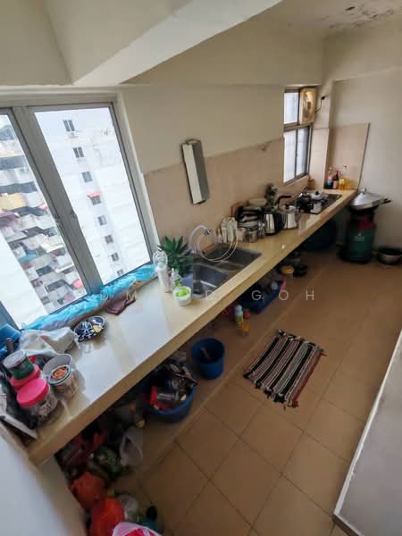 Flat for Sale at Mutiara Fadason - Edmund Goh - Kitchen - PropertyGuru.com.my