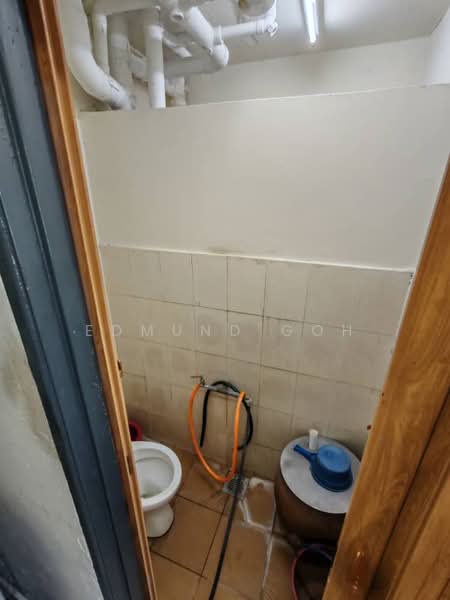 Flat for Sale at Mutiara Fadason - Edmund Goh - Bathroom - PropertyGuru.com.my