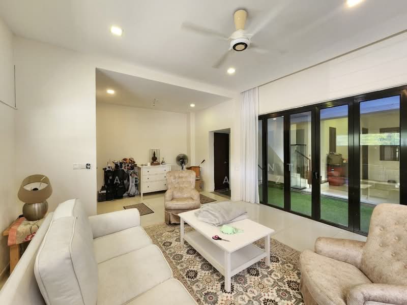 2-storey Terraced House for Sale in Denai Alam (Shah Alam) - Rafedah Binti Abdul Aziz - Living Room - PropertyGuru.com.my