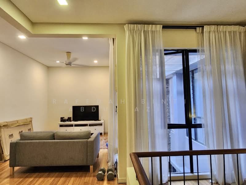 2-storey Terraced House for Sale in Denai Alam (Shah Alam) - Rafedah Binti Abdul Aziz - Living Room - PropertyGuru.com.my