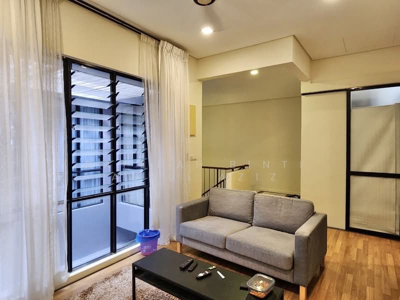 2-storey Terraced House for Sale in Denai Alam (Shah Alam) - Rafedah Binti Abdul Aziz - Living Room - PropertyGuru.com.my