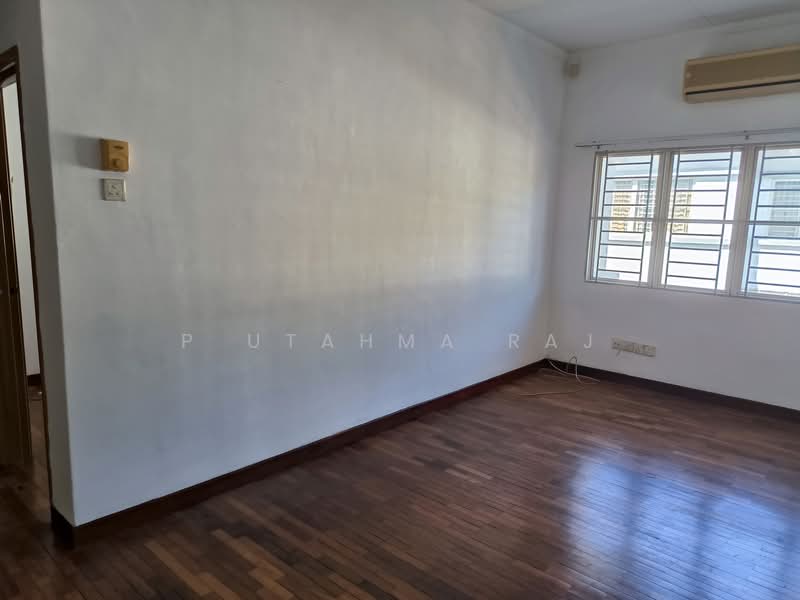 Semi-Detached House for Sale in Usj 3a (Subang Jaya) - P Utahma Raj - Interior - PropertyGuru.com.my