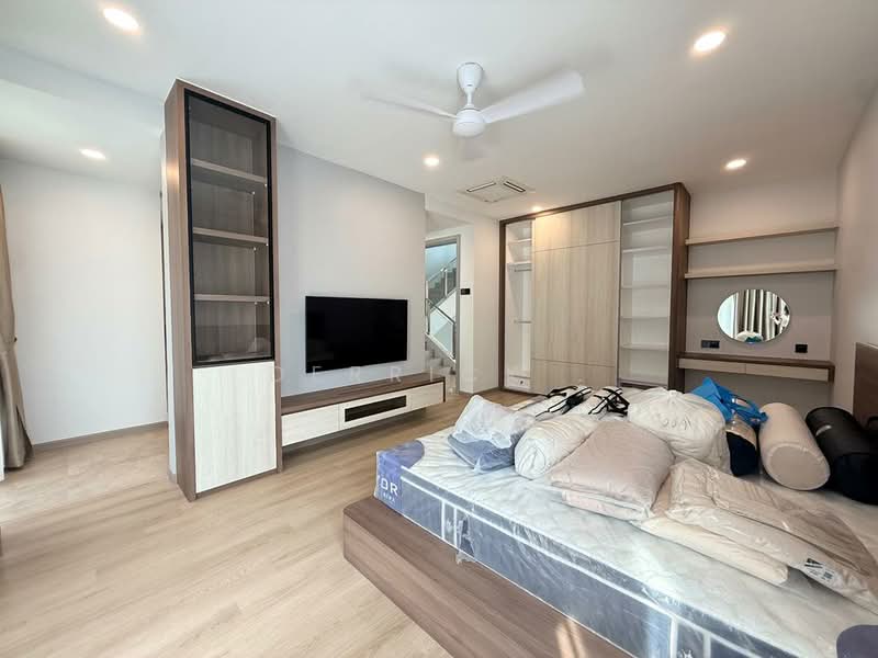 3 STOREY SEMI DETACHED FOR RENT AT BATU FERRINGHI untuk Untuk Disewa - RM 10,000 /bulan, Feb 2026 - Bedroom - PropertyGuru.com.my