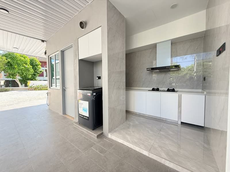 3 STOREY SEMI DETACHED FOR RENT AT BATU FERRINGHI untuk Untuk Disewa - RM 10,000 /bulan, Feb 2026 - Kitchen - PropertyGuru.com.my