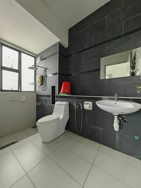 Service Residence for Sale at The Sky Executive Suites - Wayne Ng - Bathroom - PropertyGuru.com.my